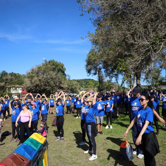 Cerca de 200 participantes estiveram presentes na 2ª Trilha Caiçara Mário Roque