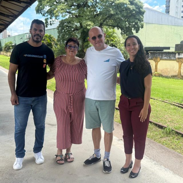 Membro da Associação Paranaense de Ferromodelismo e Memória Ferroviária visitou a Estação de Paranaguá